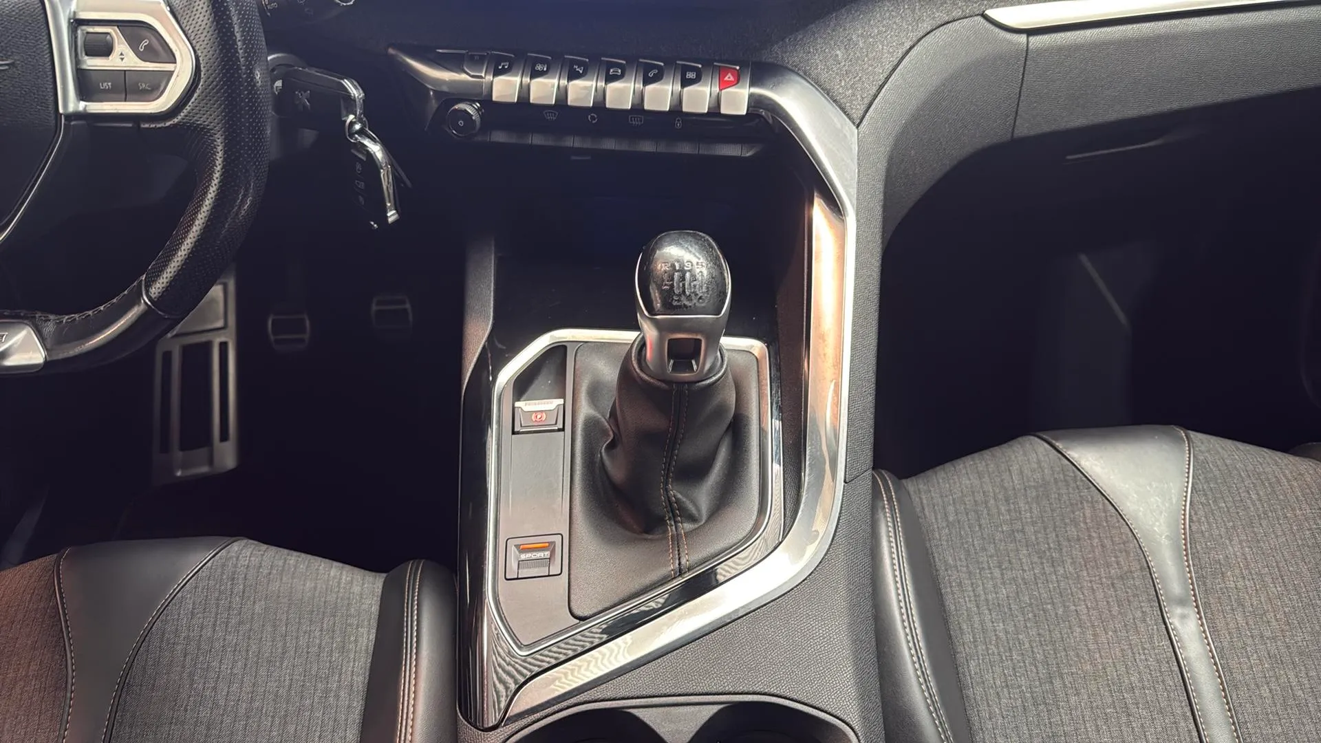 Peugeot 3008 1.2 PureTech GT Line - foto 18