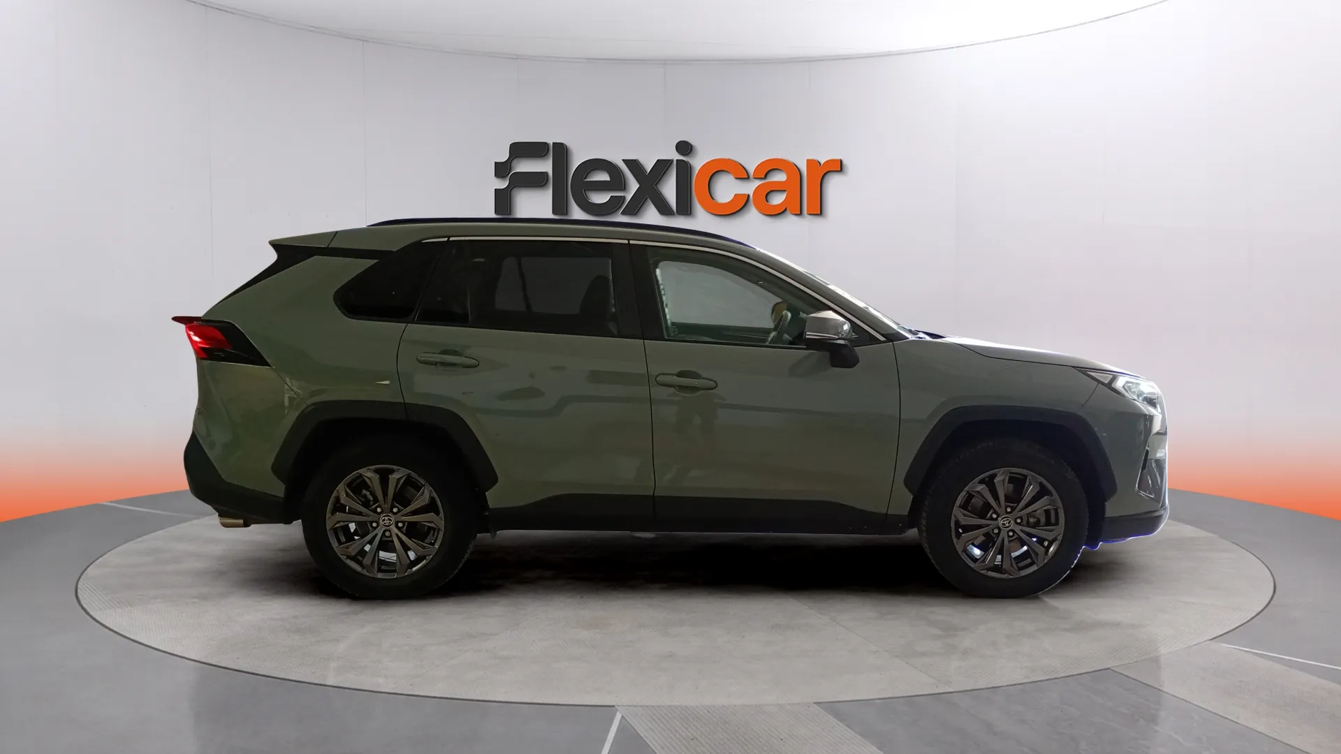 Toyota RAV4 2.5l 220H Advance 4WD - foto 8