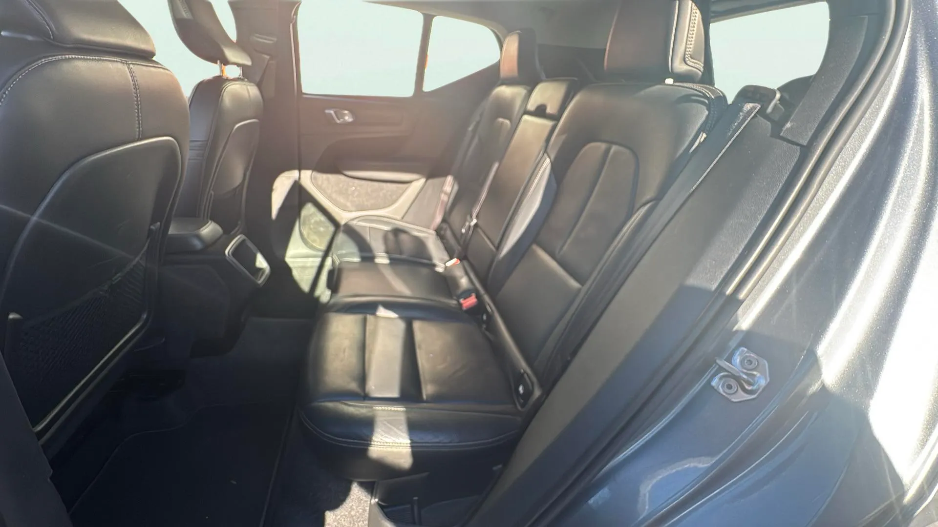 Volvo XC40 2.0 D3 AWD Momentum - foto 15