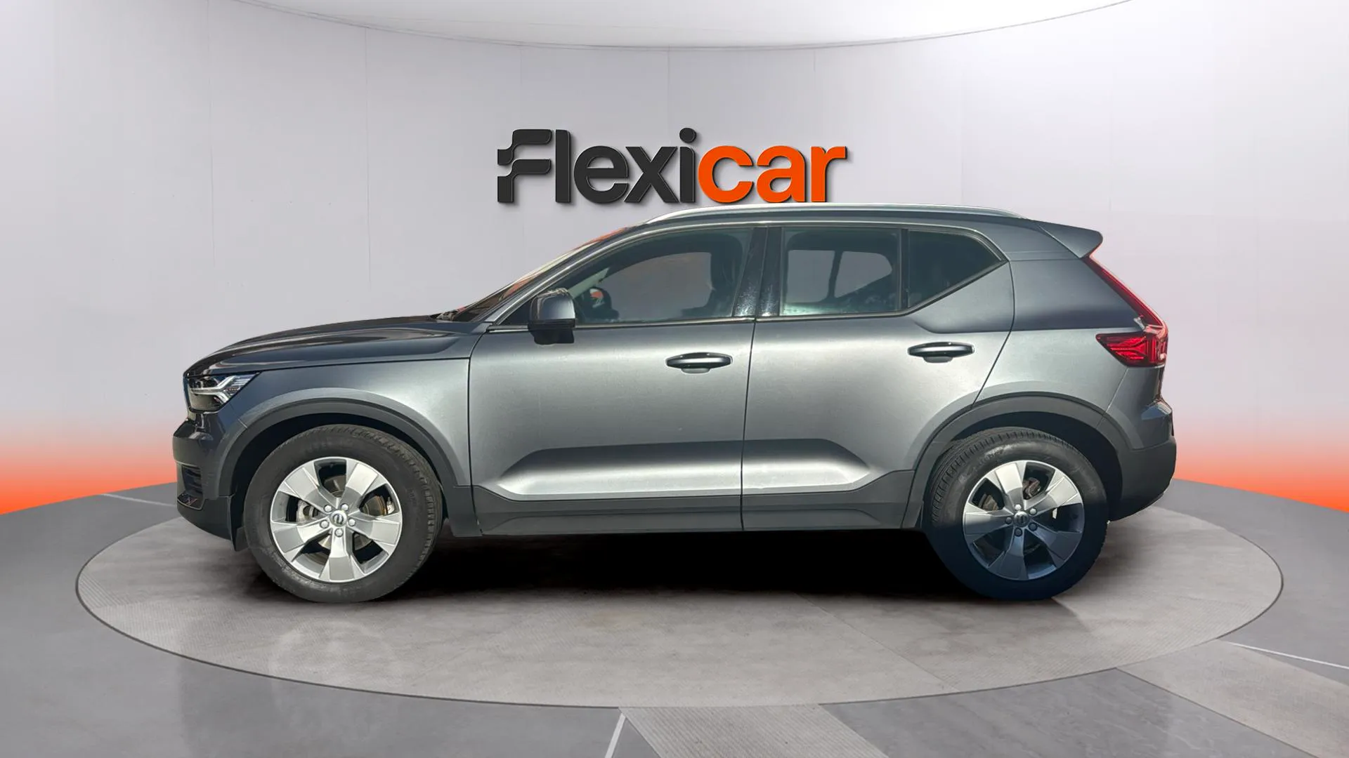 Volvo XC40 2.0 D3 AWD Momentum - foto 4