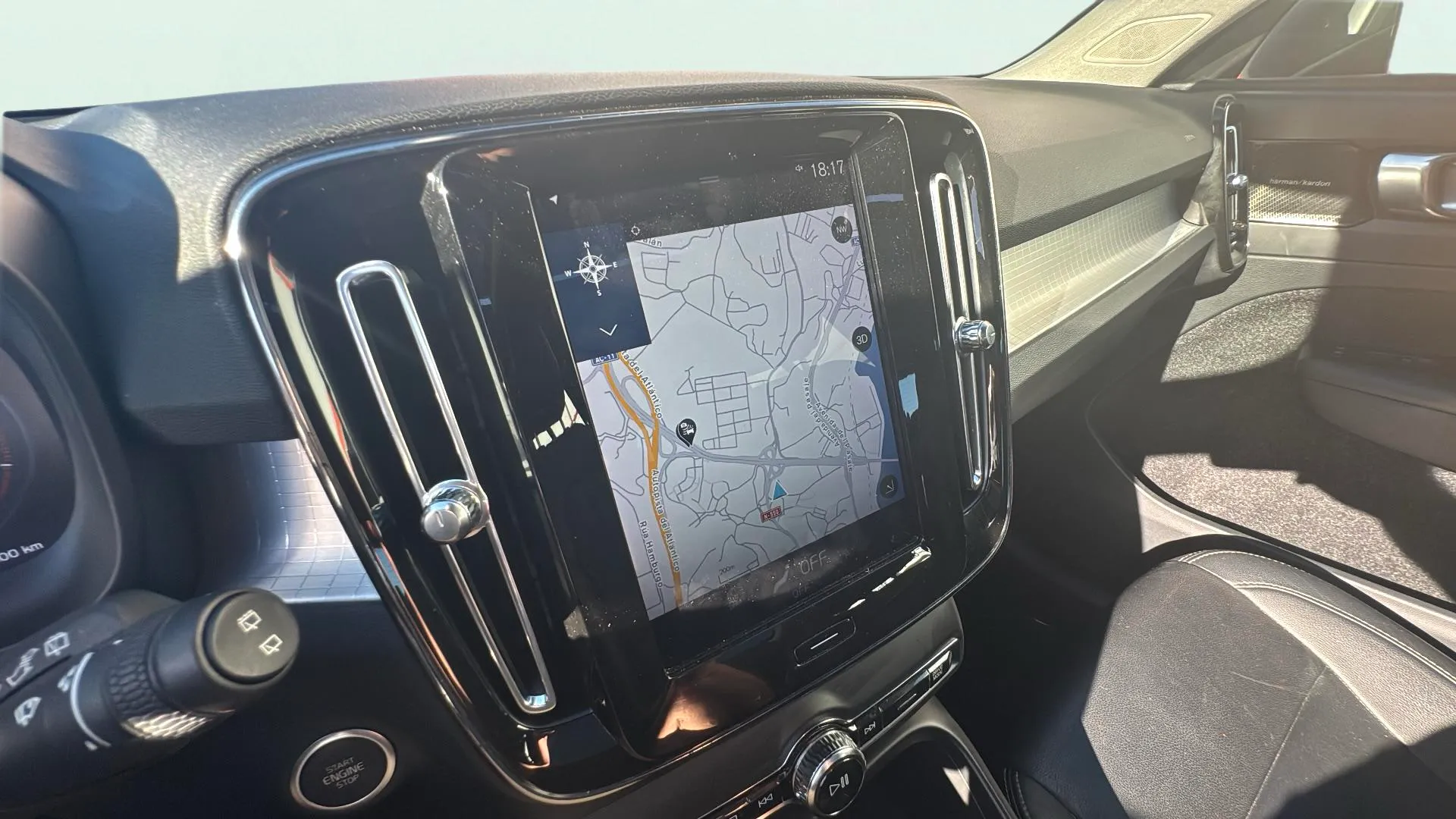 Volvo XC40 2.0 D3 AWD Momentum - foto 21