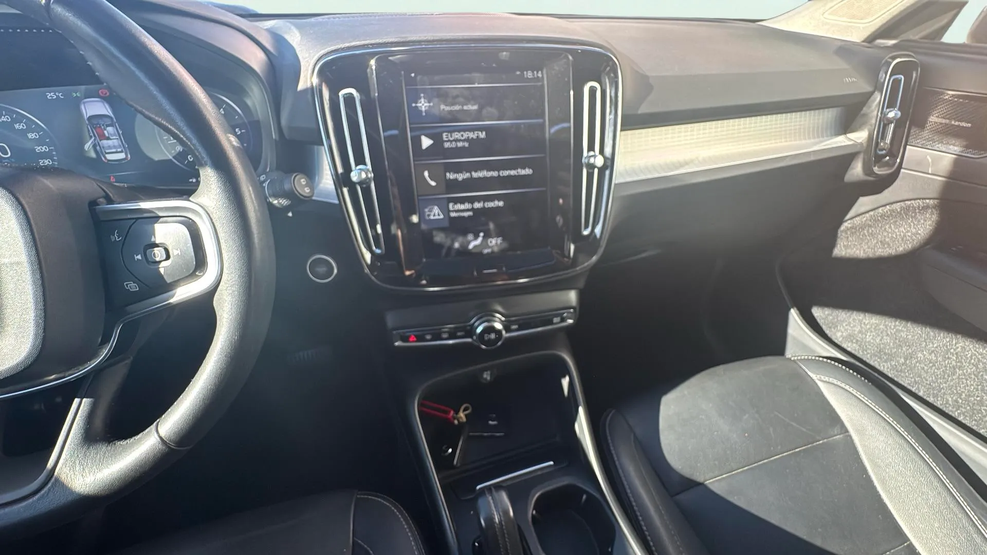 Volvo XC40 2.0 D3 AWD Momentum - foto 12