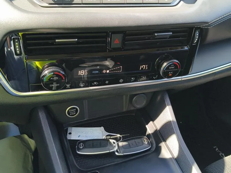 Nissan Qashqai DIG-T mHEV Xtronic Acenta - foto 12