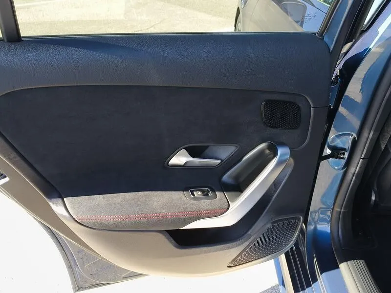 Mercedes-Benz Clase A 200 d - foto 34