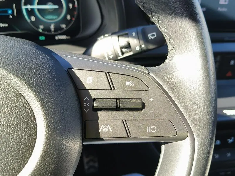 Hyundai Bayon 1.0 T-GDi 48V Tecno - foto 24