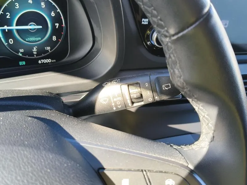 Hyundai Bayon 1.0 T-GDi 48V Tecno - foto 25
