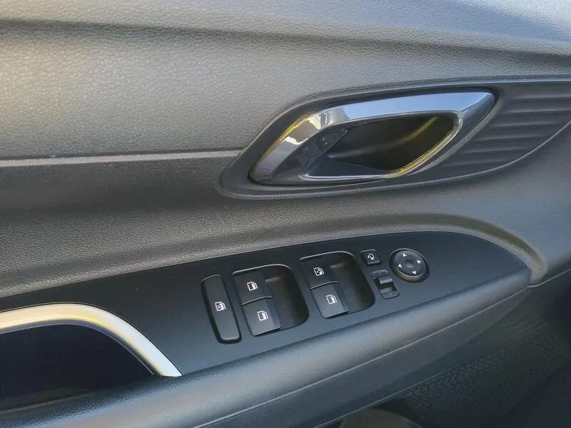 Hyundai Bayon 1.0 T-GDi 48V Tecno - foto 29