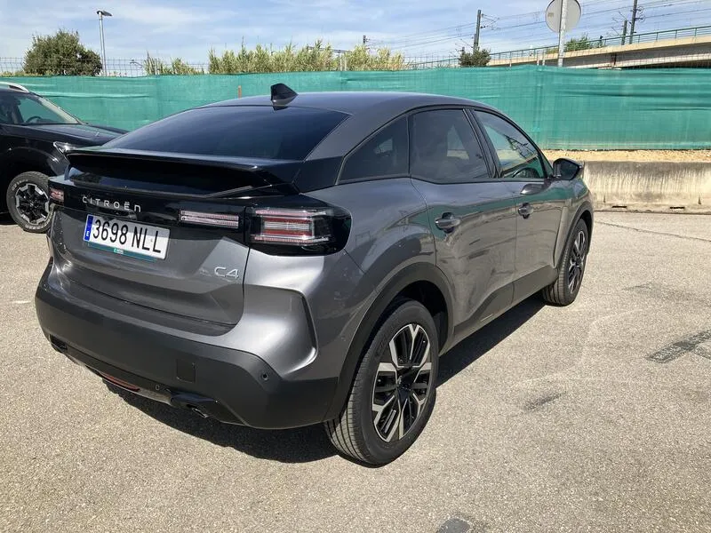 Citroën C4 1.2 PureTech AT8 6E - foto 6