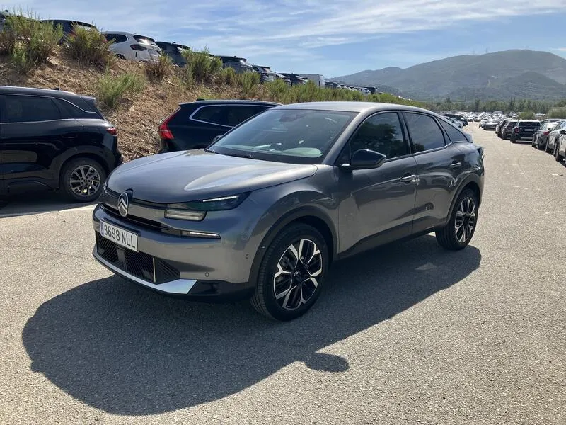 Citroën C4 1.2 PureTech AT8 6E