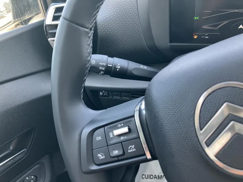 Citroën C4 1.2 PureTech AT8 6E - foto 17