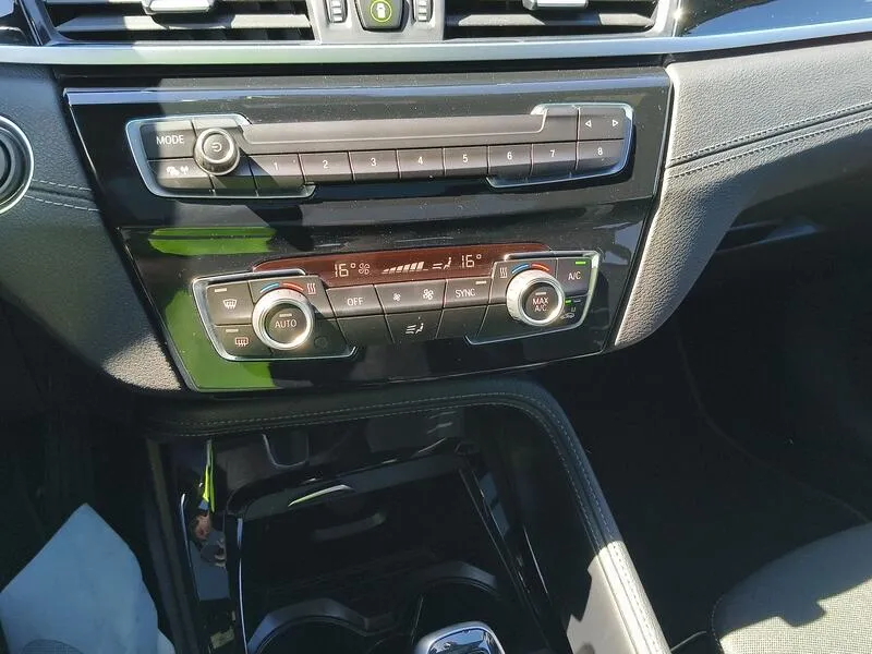 BMW X2 sDrive18i - foto 12