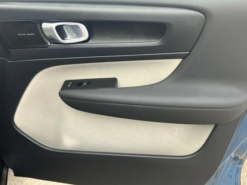 Volvo XC40 1.5 T5 Twin Recharge Plus Dark - foto 30