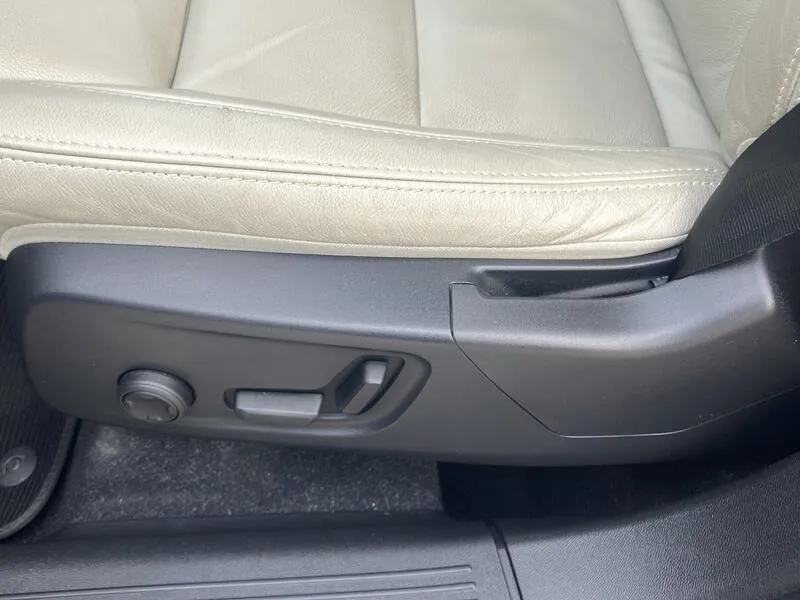Volvo XC40 1.5 T5 Twin Recharge Plus Dark - foto 37