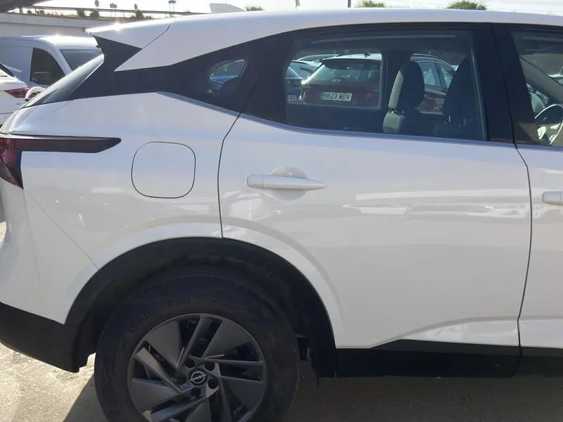 Nissan Qashqai DIG-T mHEV 4x2 Acenta - foto 24