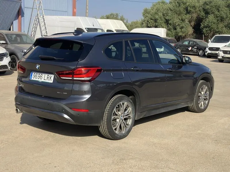 BMW X1 sDrive18i - foto 6