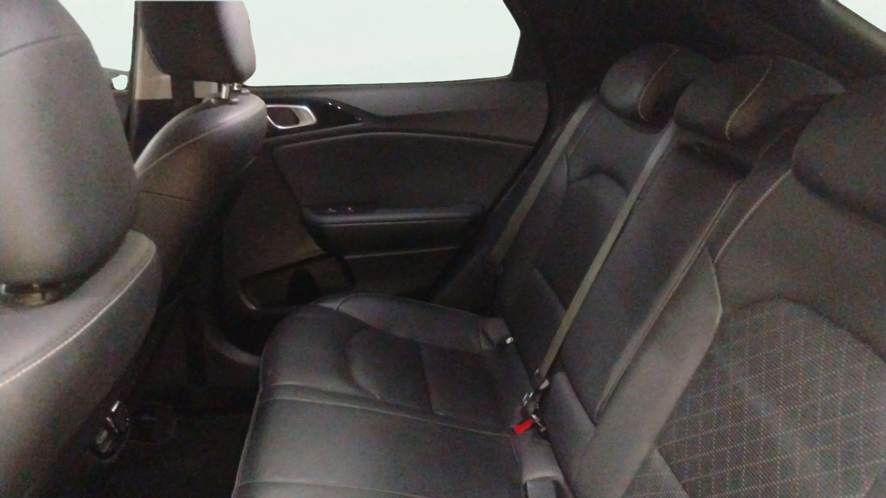 Kia XCeed 1.6 GDi PHEV E-Tech - foto 17