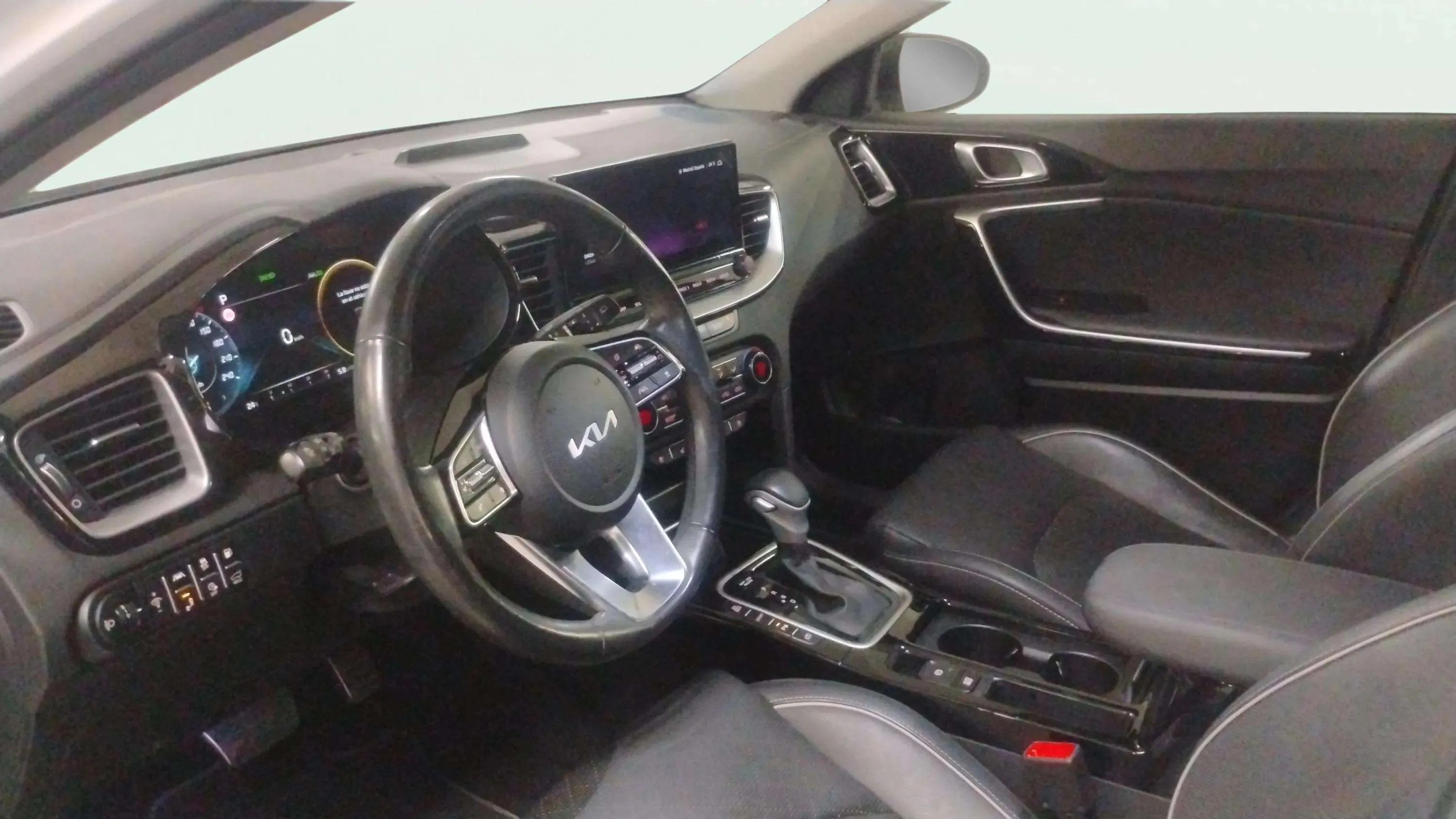 Kia XCeed 1.6 GDi PHEV E-Tech - foto 13