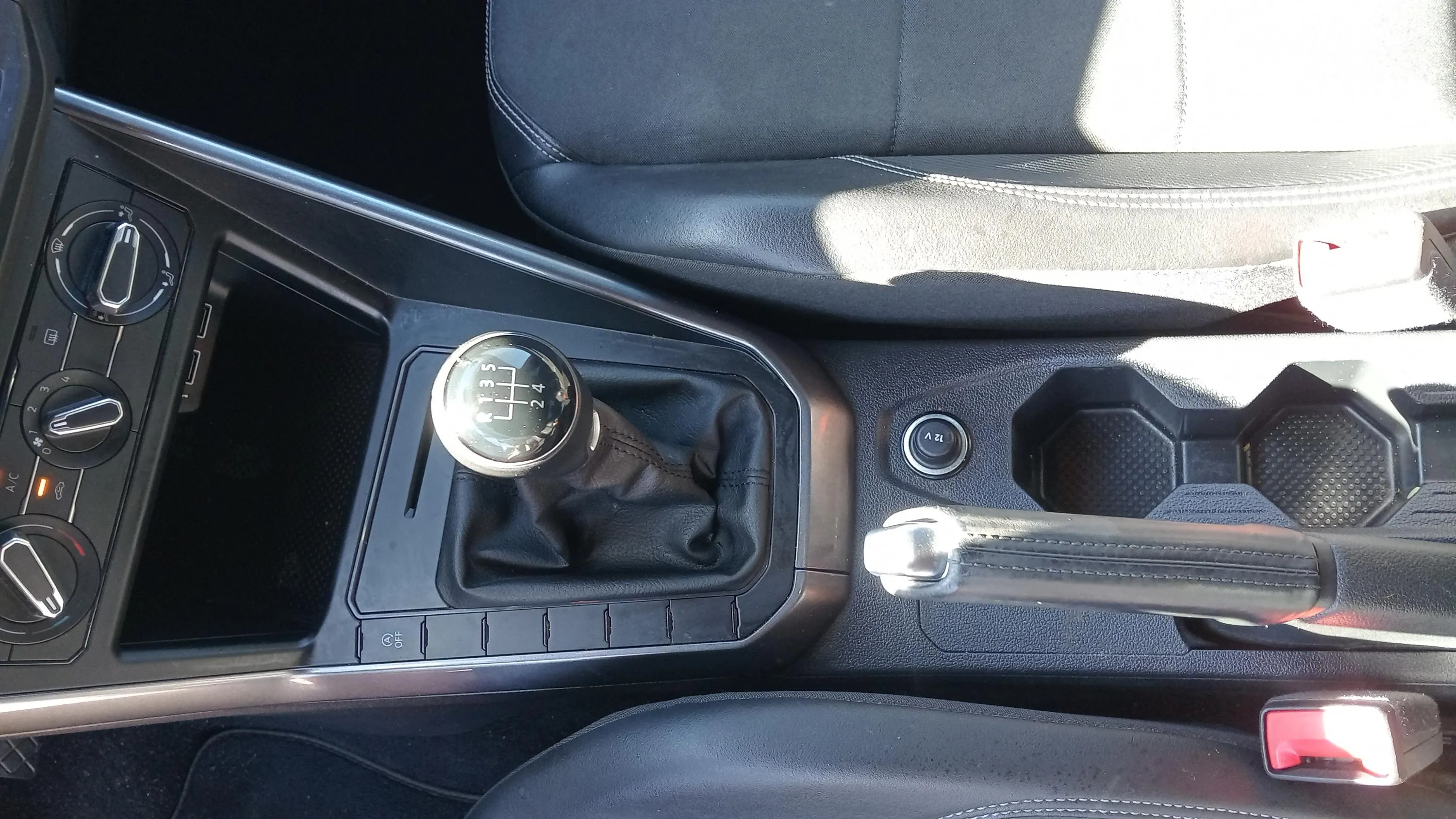 Volkswagen Polo Advance 1.0 TSI - foto 22