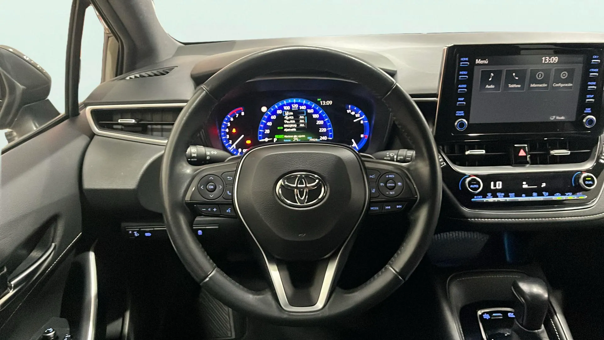 Toyota Corolla 2.0 180H Advance Luxury Touring Sport - foto 16