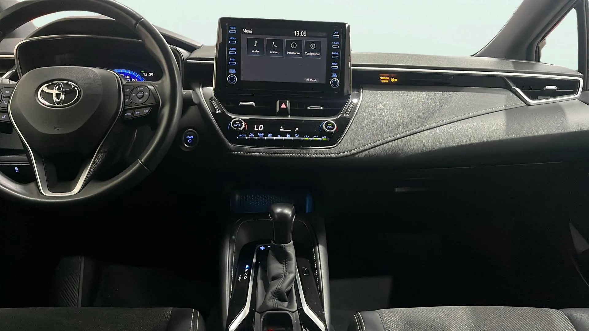Toyota Corolla 2.0 180H Advance Luxury Touring Sport - foto 18