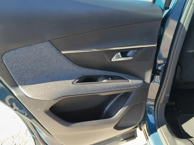 Peugeot 3008 1.2 PureTech Active Pack - foto 35