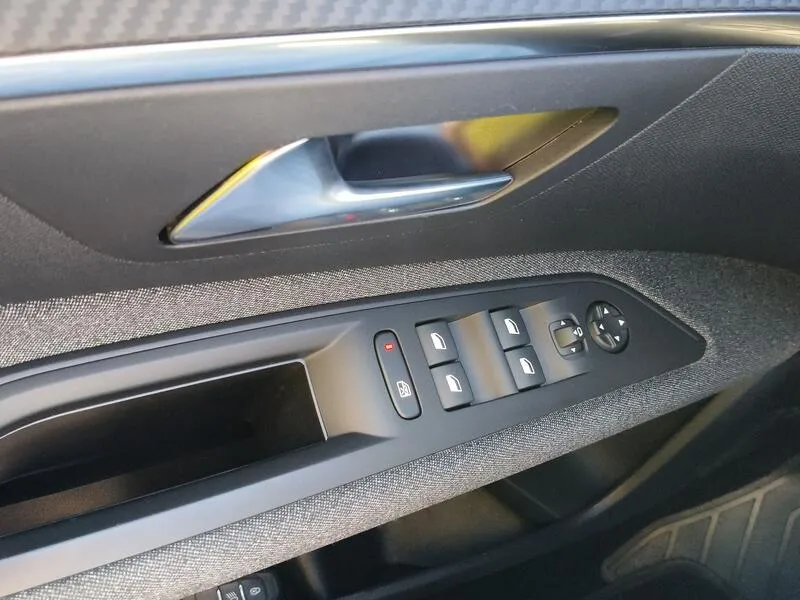 Peugeot 3008 1.2 PureTech Active Pack - foto 29