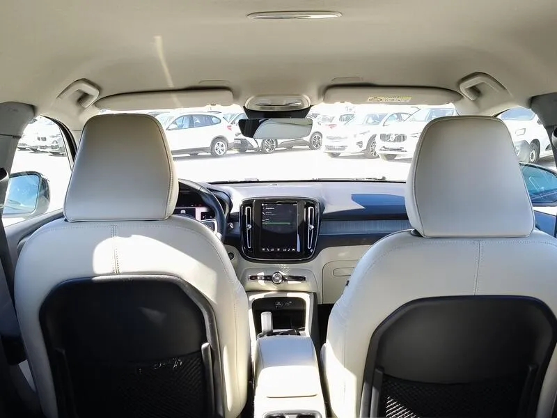 Volvo XC40 2.0 B3 G Core - foto 39