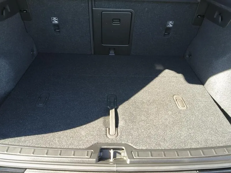Volvo XC40 2.0 B3 G Core - foto 37