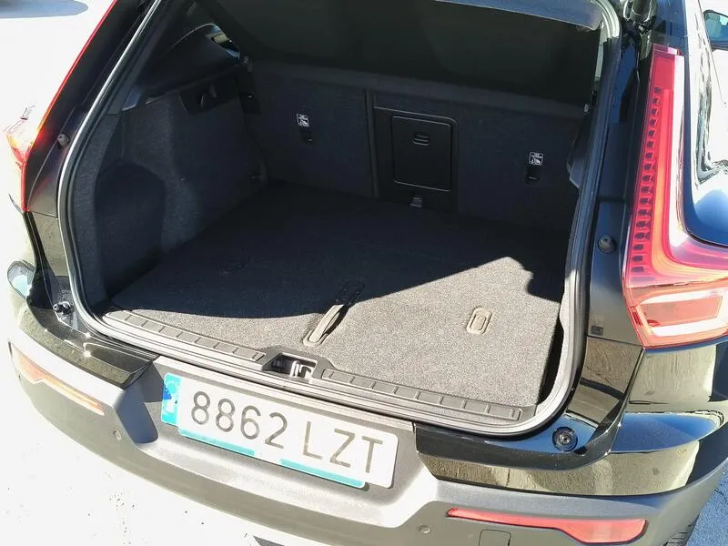 Volvo XC40 2.0 B3 G Core - foto 41