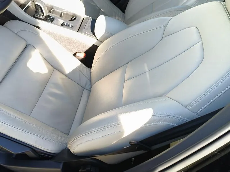 Volvo XC40 2.0 B3 G Core - foto 32