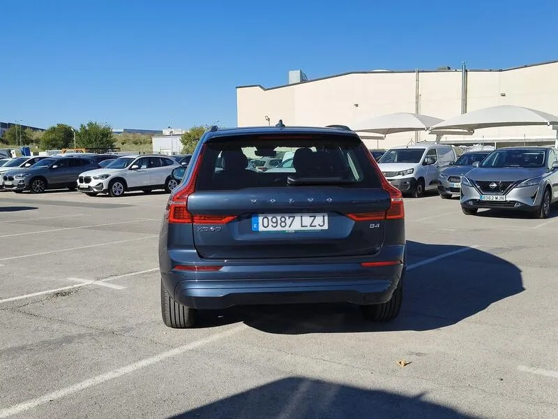 Volvo XC60 2.0 B4 D Core - foto 5