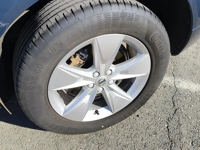 Volvo XC60 2.0 B4 D Core - foto 48