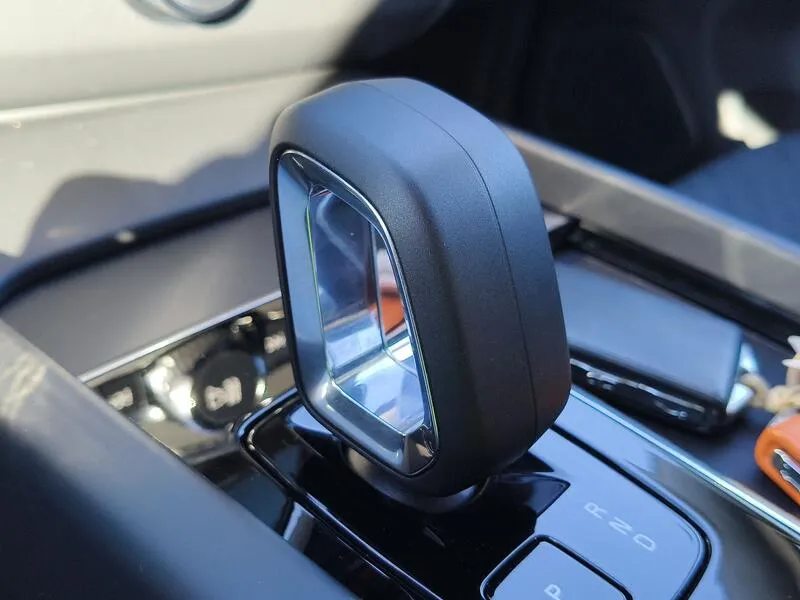 Volvo XC60 2.0 B4 D Core - foto 14