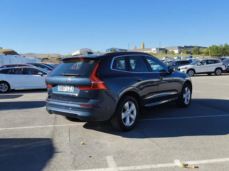 Volvo XC60 2.0 B4 D Core - foto 6