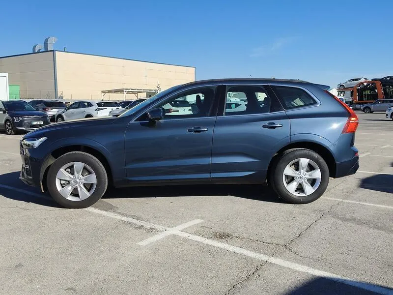 Volvo XC60 2.0 B4 D Core - foto 3