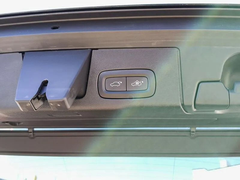 Volvo XC60 2.0 B4 D Core - foto 40
