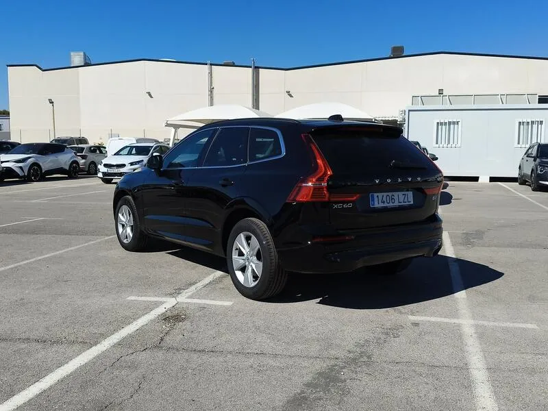 Volvo XC60 2.0 B4 D Core - foto 4