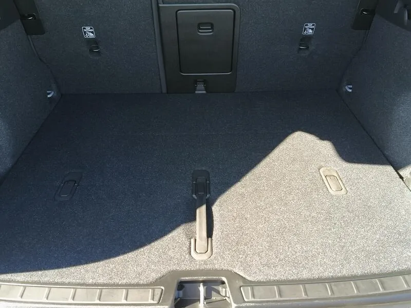 Volvo XC40 2.0 B3 G Core - foto 37