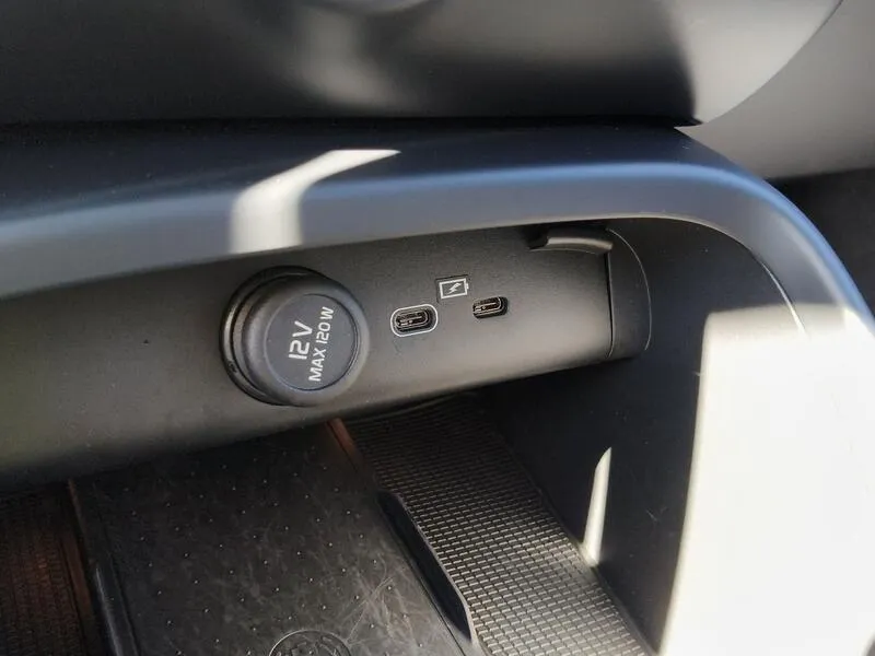 Volvo XC40 2.0 B3 G Core - foto 15