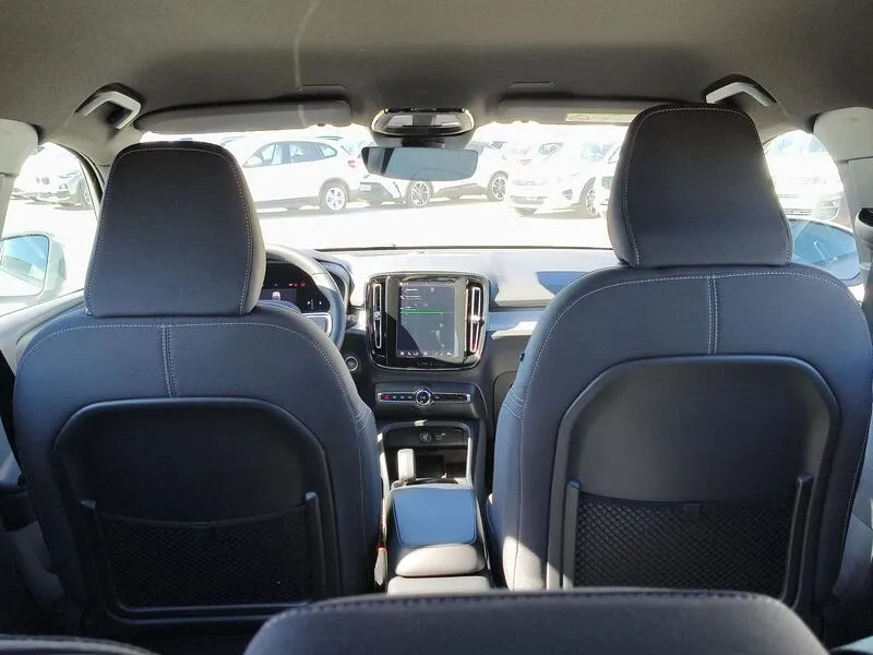 Volvo XC40 2.0 B3 G Core - foto 39