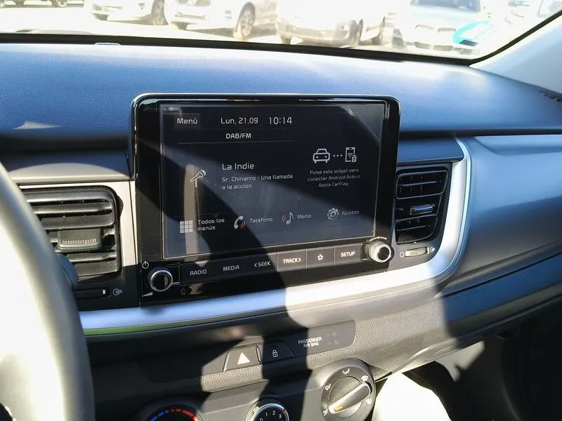 Kia Stonic 1.0 T-GDi MHEV iMT Concept - foto 11