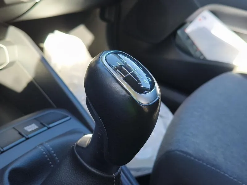 Kia Stonic 1.0 T-GDi MHEV iMT Concept - foto 14