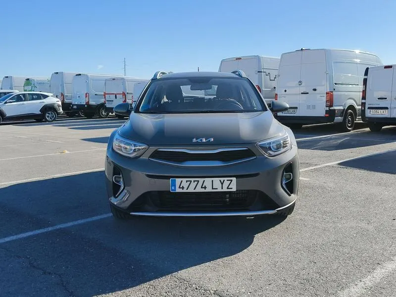 Kia Stonic 1.0 T-GDi MHEV iMT Concept - foto 9