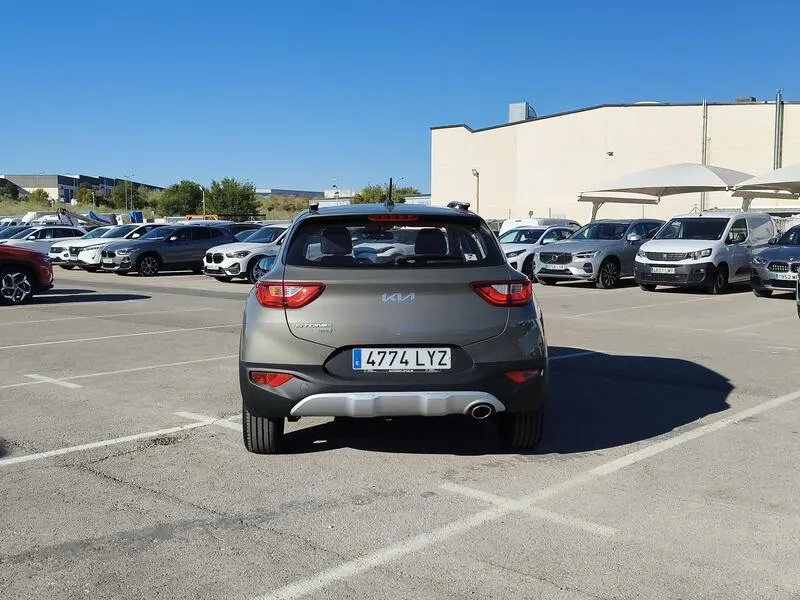 Kia Stonic 1.0 T-GDi MHEV iMT Concept - foto 5