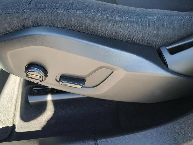 Volvo XC60 2.0 T6 AWD Recharge Inscription - foto 32