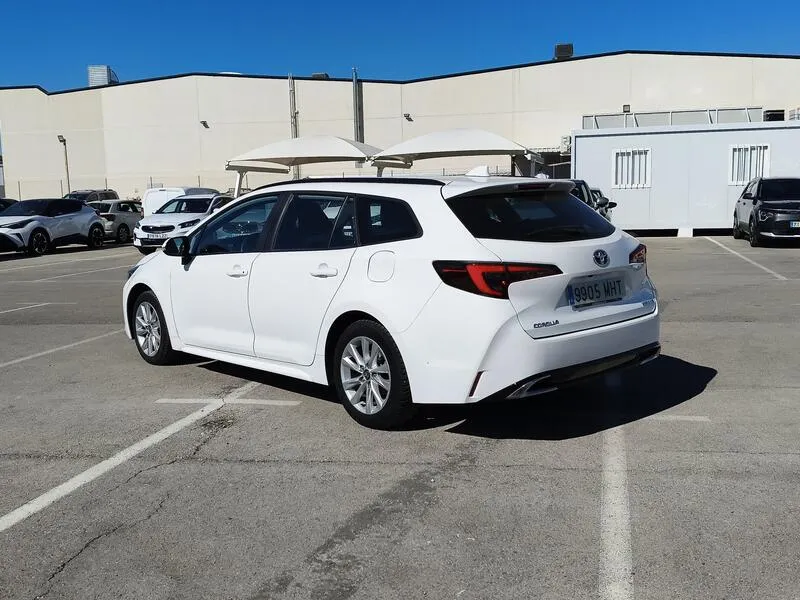 Toyota Corolla 140H Active Plus Touring Sport - foto 4