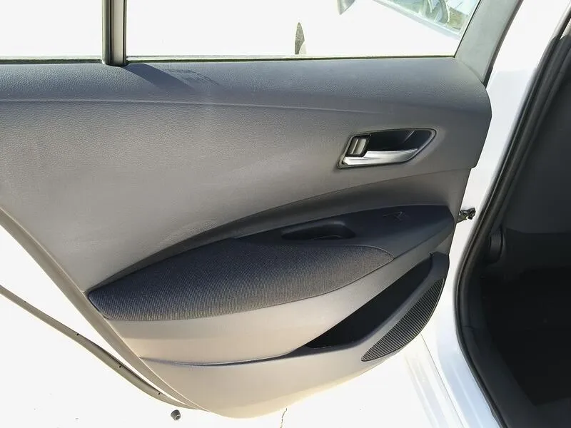 Toyota Corolla 140H Active Plus Touring Sport - foto 32