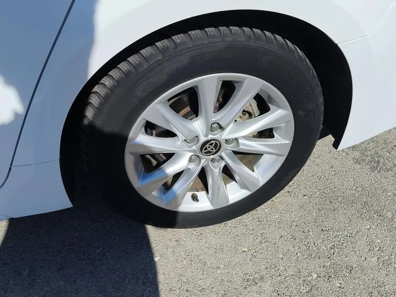 Toyota Corolla 140H Active Plus Touring Sport - foto 42