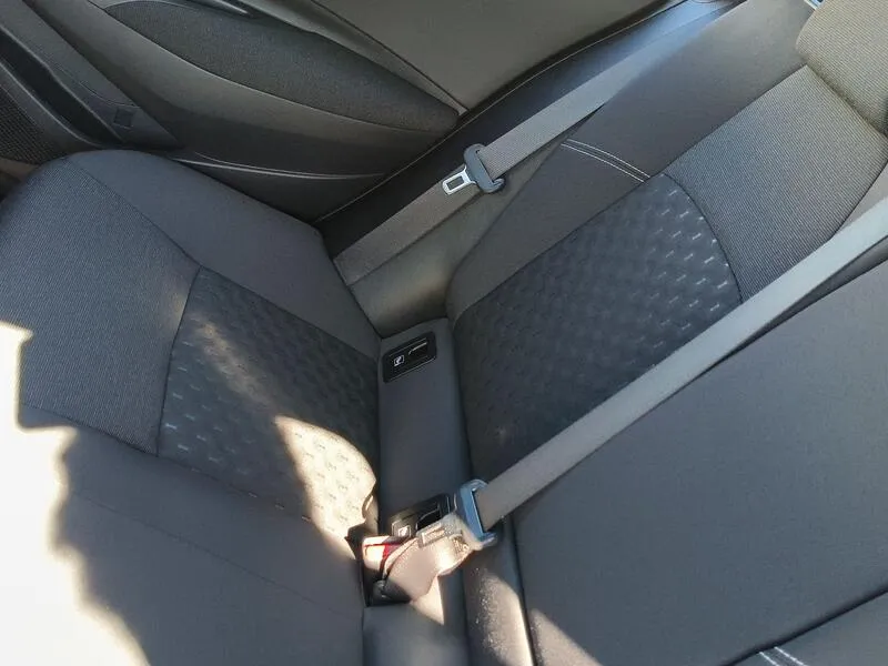 Toyota Corolla 140H Active Plus Touring Sport - foto 30