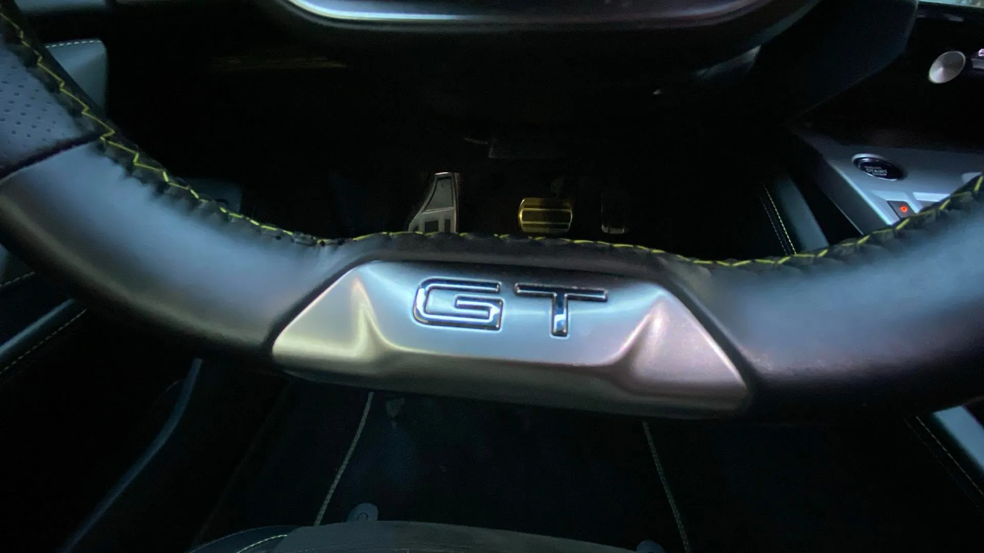 Peugeot 308 GT PureTech 130 EAT8 - foto 12